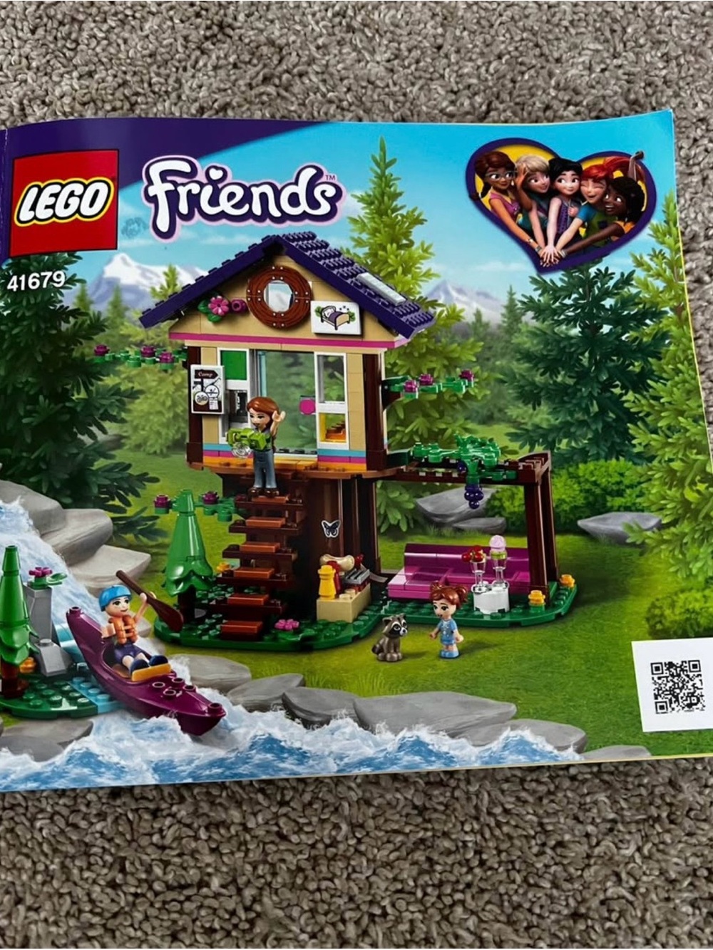 LEGO FRIENDS Treehouse Adventure set